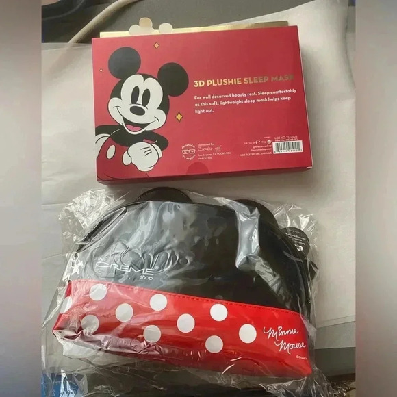 Le Crème plush Mickey eye mask new with Minnie Makeup bag - Picture 2 of 2